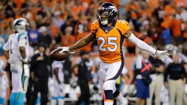 denver-broncos-beat-carolina-panters.jpg